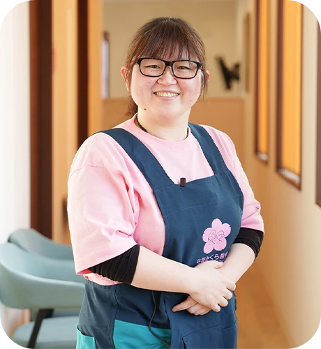 野中 智美